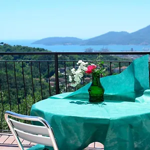 Bauernhof Agriturismo Oliva Azzurra, Valeriano Lunense